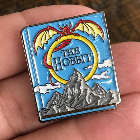 THE HOBBIT Book Shaped Collectible Enamel Pin NEW! 301B2 - Picture 2 of 5
